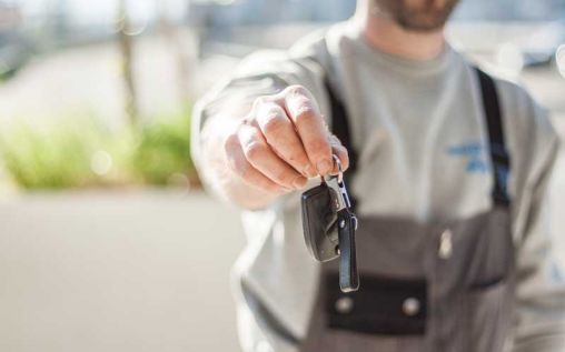 Checking Out The Alamo Vehicle Rental