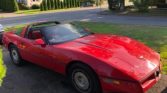 4th gen red 1986 Chevrolet Corvette convertible For Sale