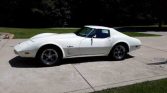 3rd gen white 1975 Chevrolet Corvette Stingray 4spd manual For Sale