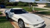 4th gen white 1988 Chevrolet Corvette convertible For Sale