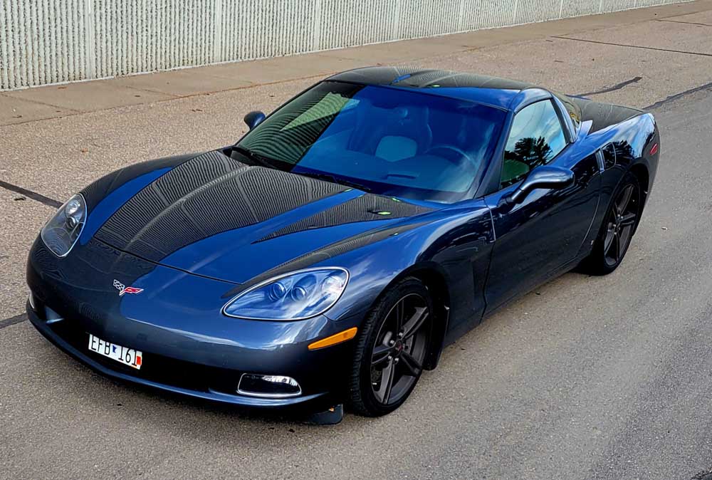 6th gen Cyber Grey 2009 Chevrolet Corvette Z51 automatic coupe For Sale