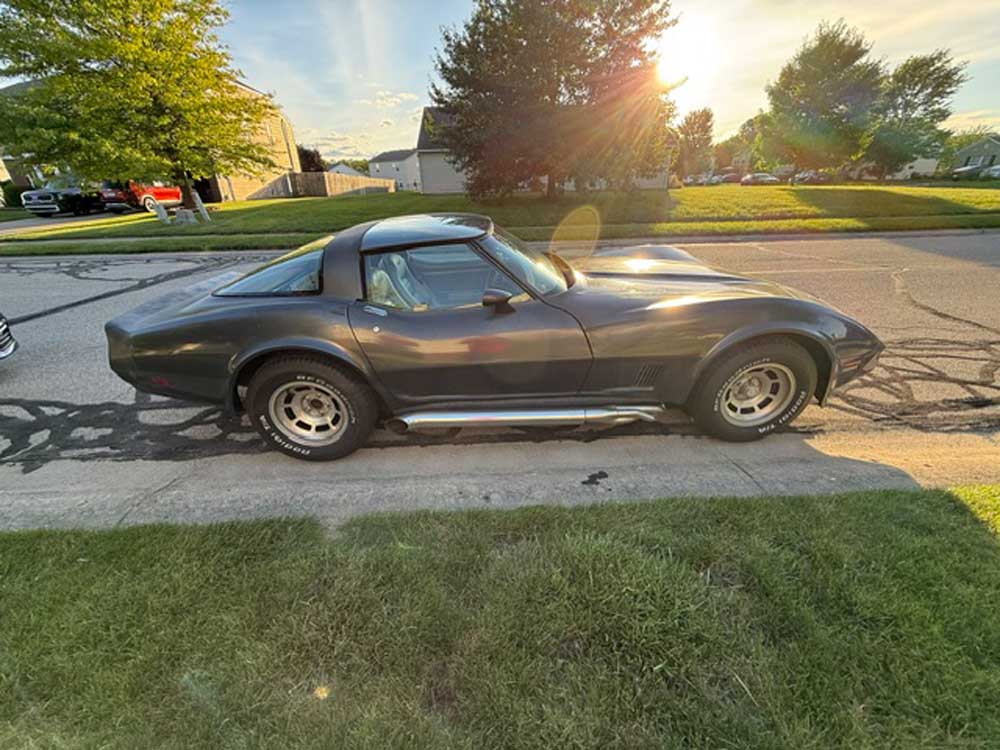 Classic 1981 Chevrolet Corvette coupe automatic For Sale