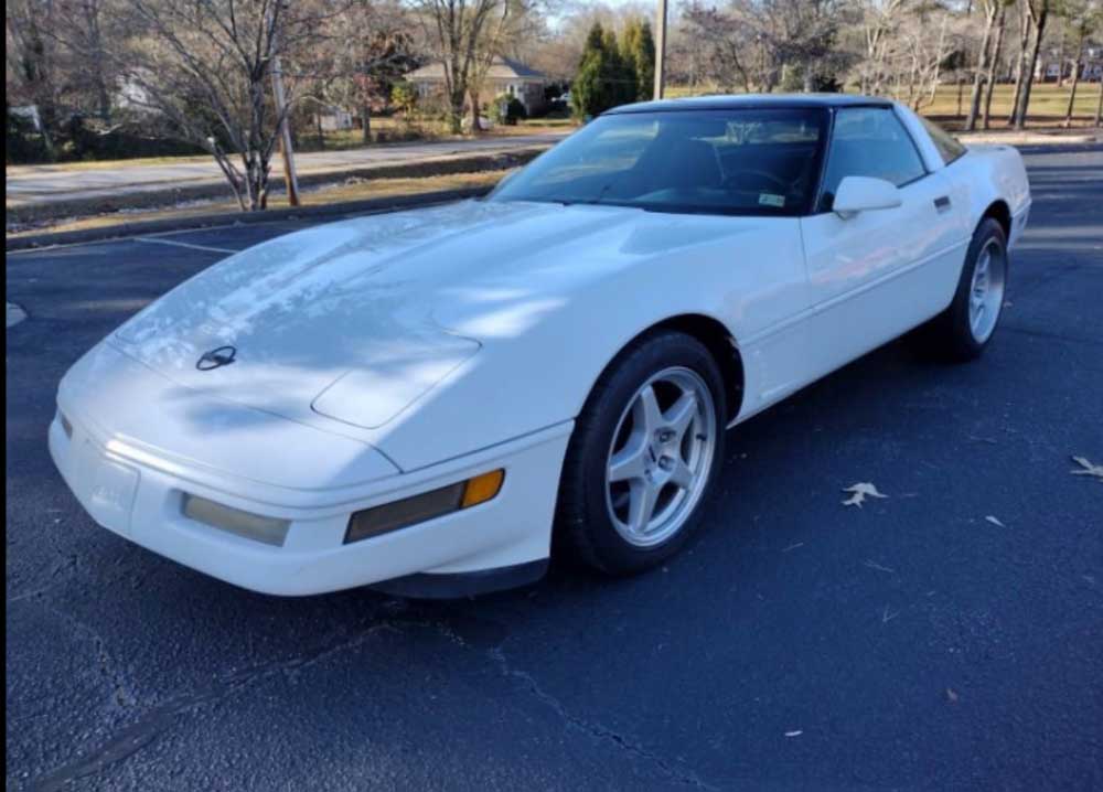 White 1996 Chevrolet Corvette automatic coupe For Sale