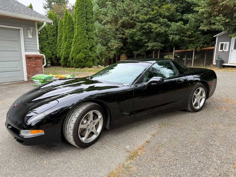 Black 2004 Chevrolet Corvette manual coupe For Sale