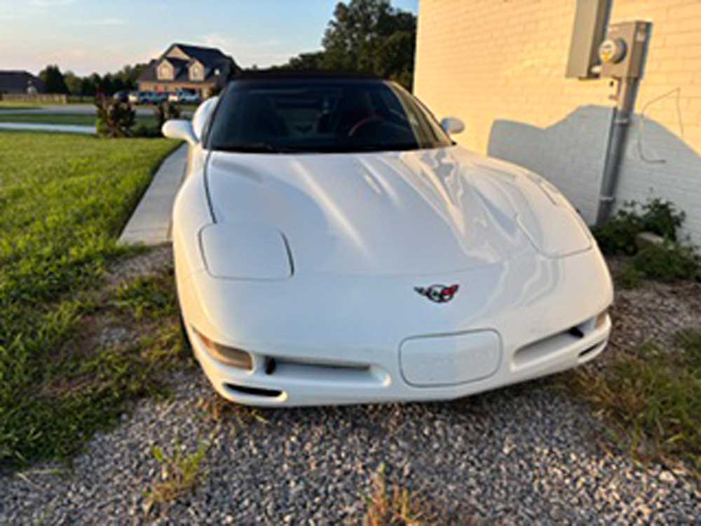 White 1998 Chevrolet Corvette automatic convertible For Sale